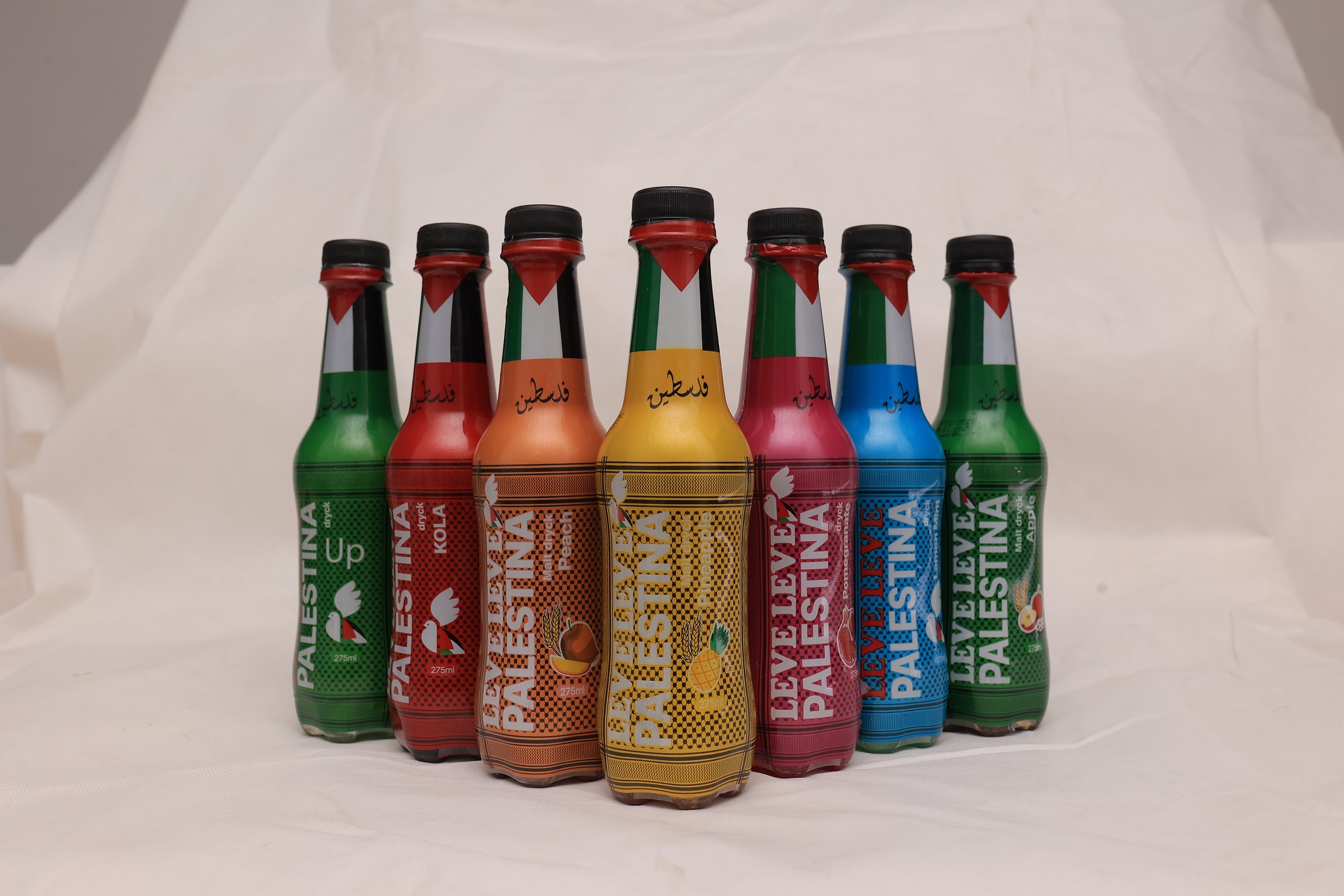 عبوات مشروبات ليف فود المتنوعة لجميع الأذواق